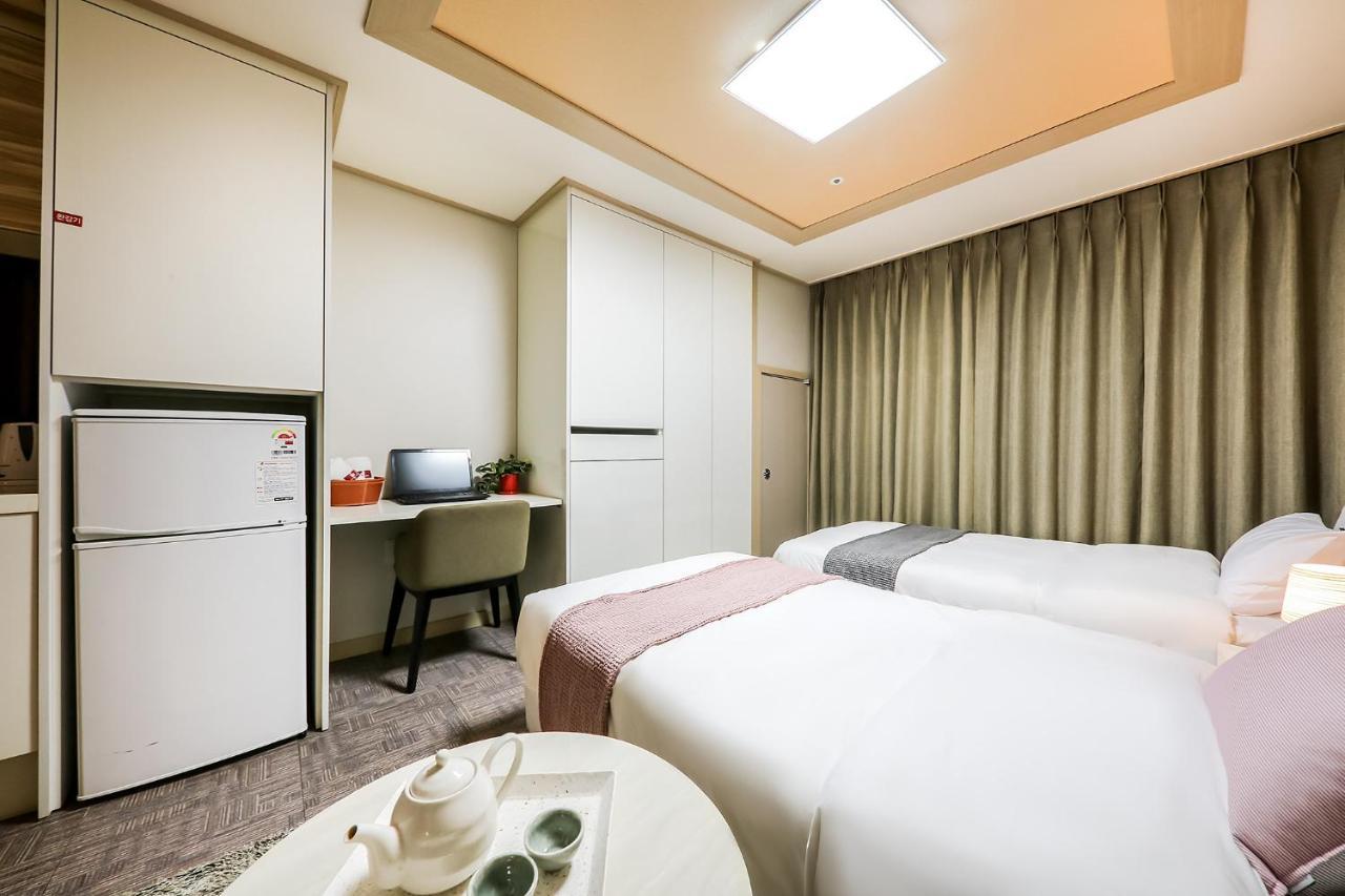 Residence Hotel Line Теджон Екстер'єр фото